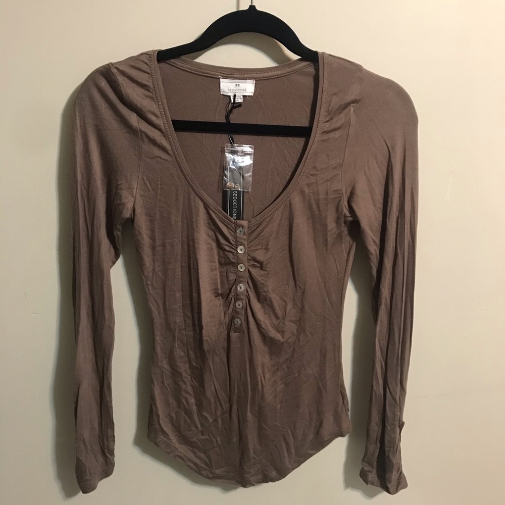 Seductions Long Sleeve Top Size Small